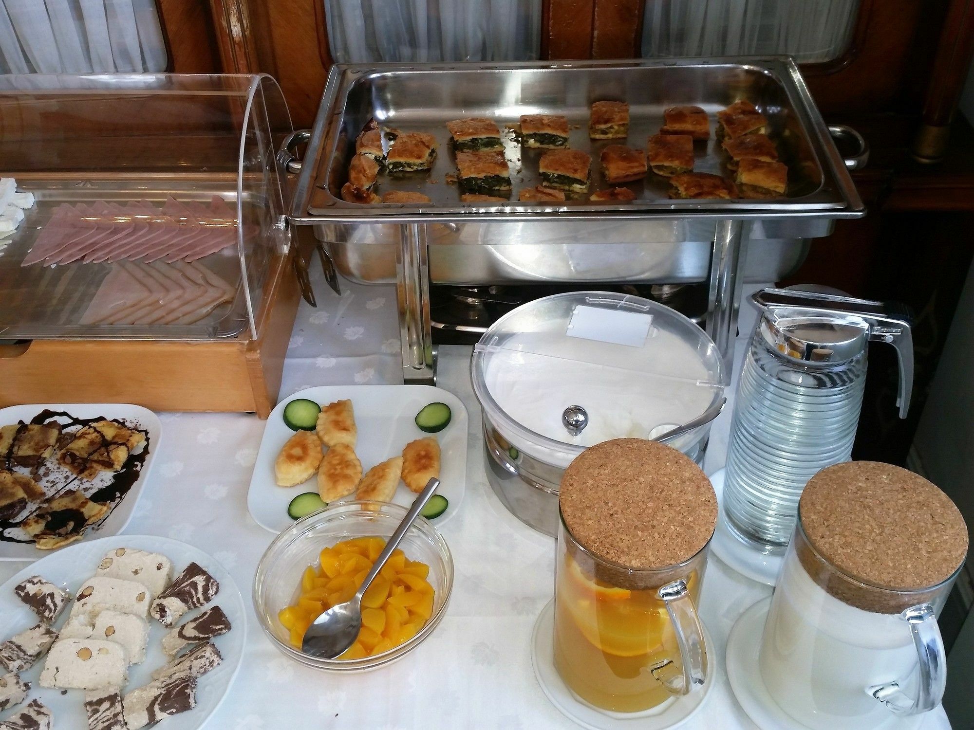 Hotel Pyrgos Of Mytilíni Zewnętrze zdjęcie