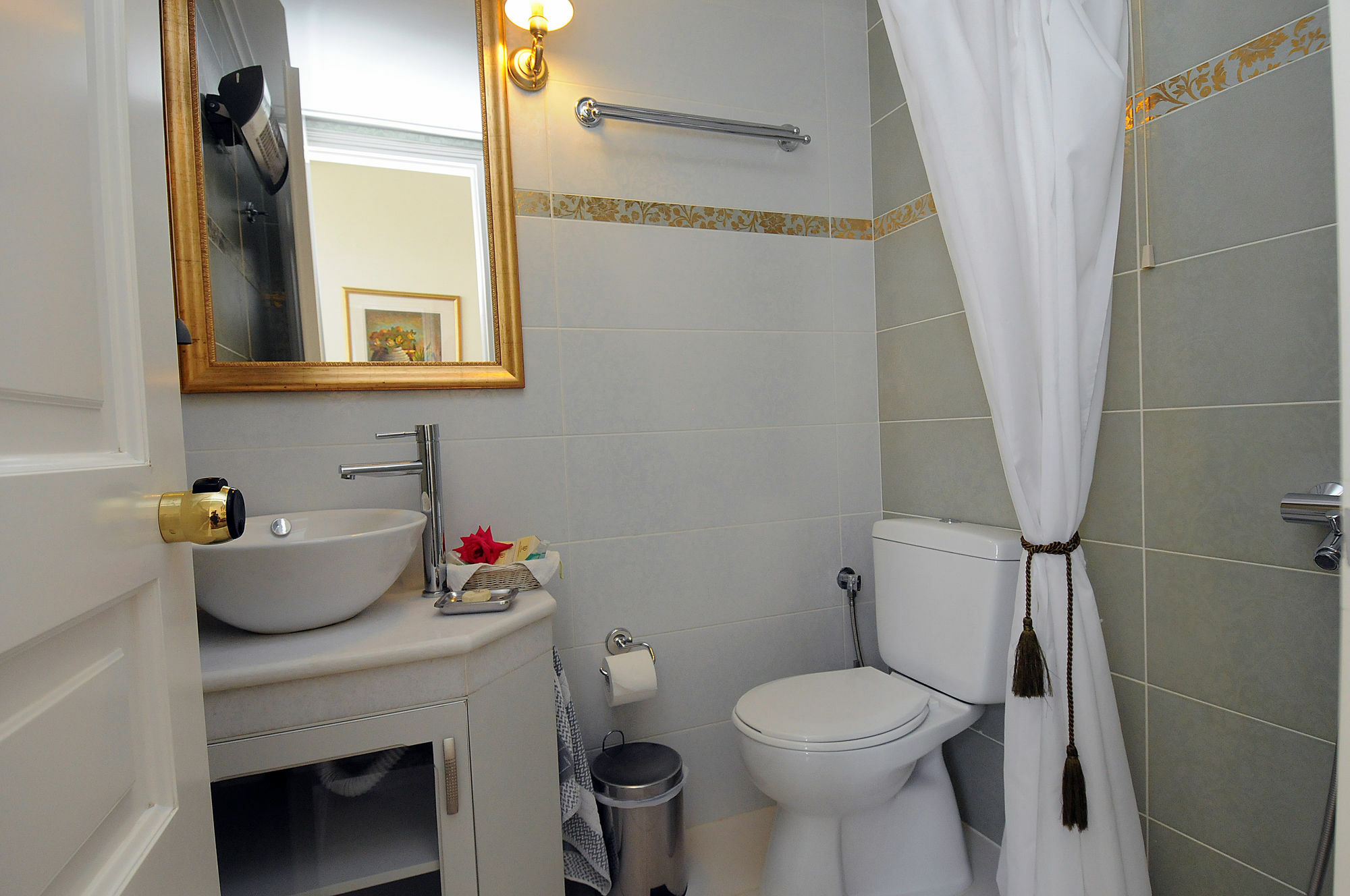 Hotel Pyrgos Of Mytilíni Zewnętrze zdjęcie