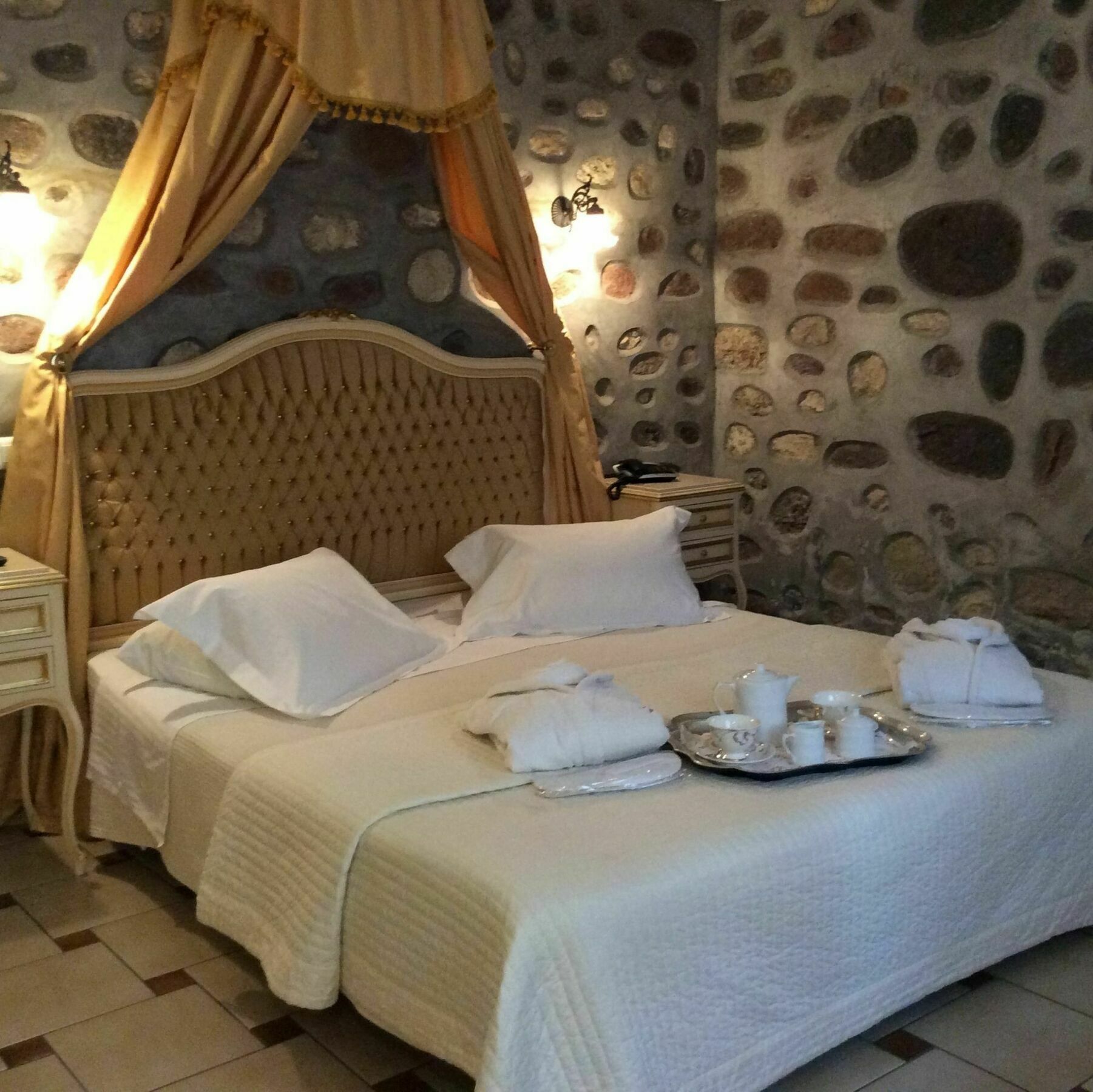Hotel Pyrgos Of Mytilíni Zewnętrze zdjęcie